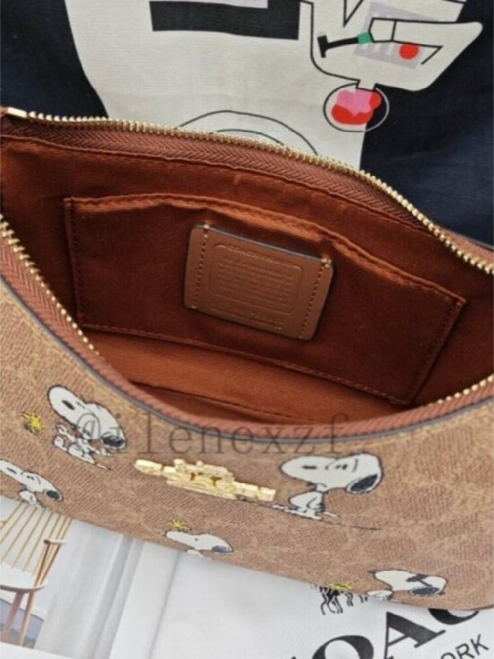 NWT Coach X Peanuts Teri Shoulder Bag In Signature Canvas With Snoopy Print - Picture 5 of 6